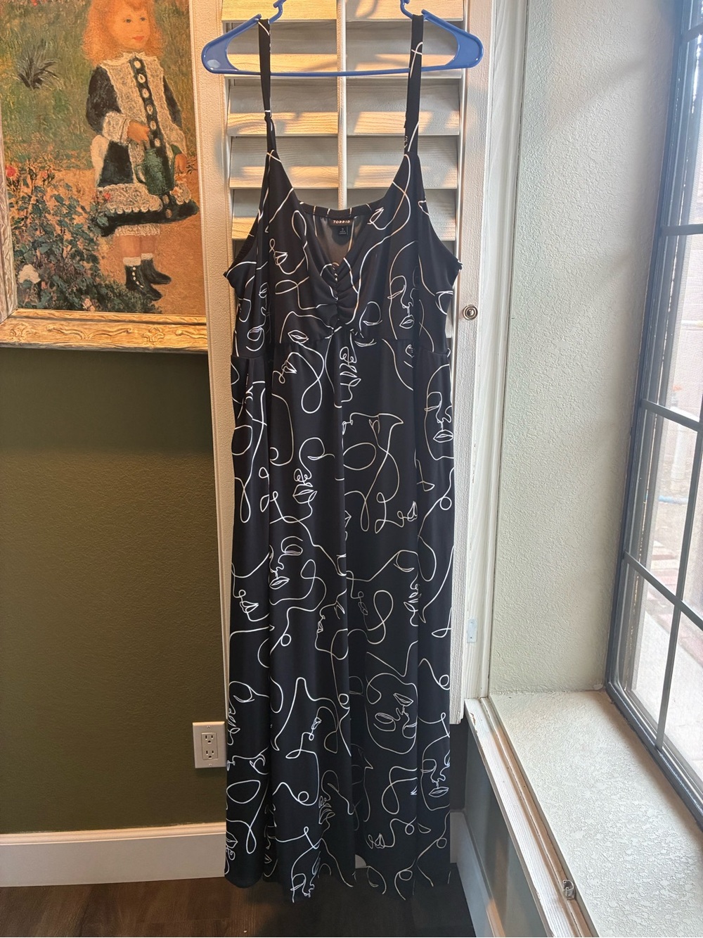 torrid Black Maxi Dress with White Abstract Line Faces - Picture 3 of 11